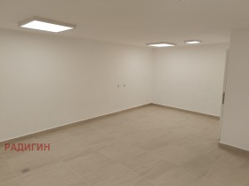     , , >