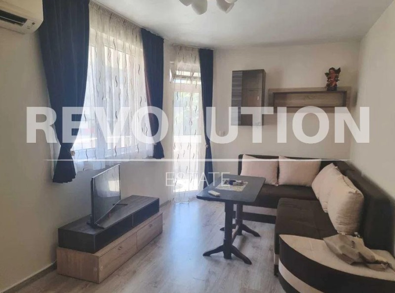 K pronájmu  1 ložnice Varna , Centar , 55 m2 | 93592467