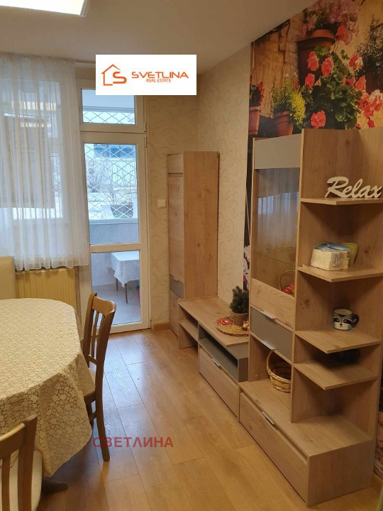 K pronájmu  2 ložnice Sofia , Zona B-5 , 88 m2 | 74202343 - obraz [5]