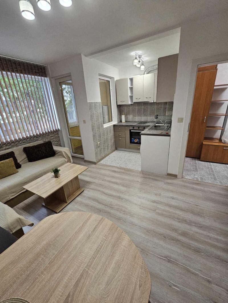 Под наем 2-СТАЕН, град Варна, Лятно кино Тракия • 485 € / 948.58 лв. • 93242428 1