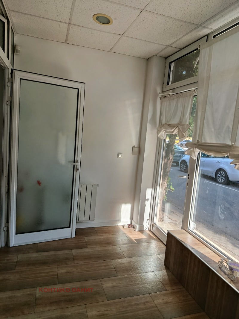 För uthyrning  affär Sofia , Ivan Vazov , 36 kvm | 35294390 - bild [4]