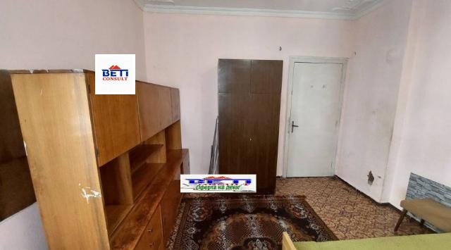 Дава под наем СТАЯ, гр. София, Център, снимка 2 - Стаи под наем - 55888384