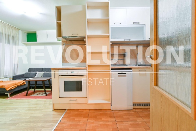 Дава под наем 3-СТАЕН, гр. София, Витоша, снимка 3 - Апартаменти - 53154162