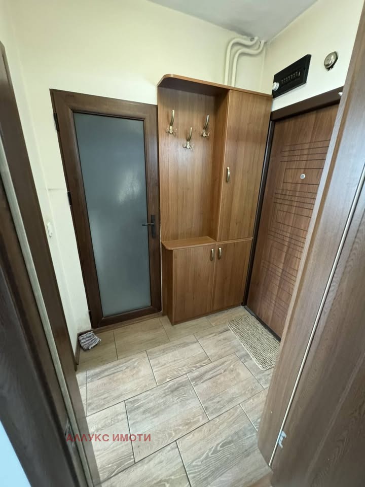 ���� ��� ���� 1-����� | Imot.bg � ����������� 8