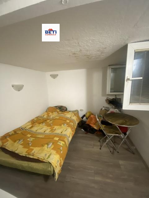 Дава под наем КЪЩА, гр. София, Надежда 2