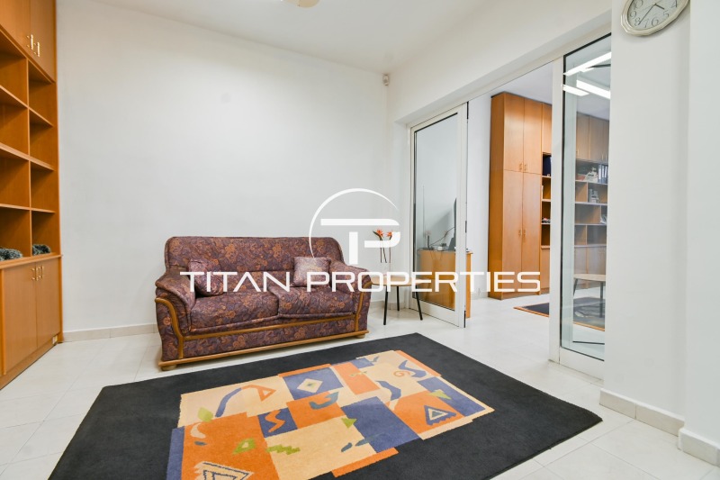 Дава под наем 2-СТАЕН, гр. София, Център, снимка 2 - Апартаменти - 52288324