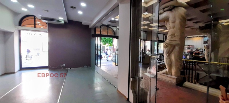 A louer  Boutique Plovdiv , Tsentar , 60 m² | 70710727 - image [13]