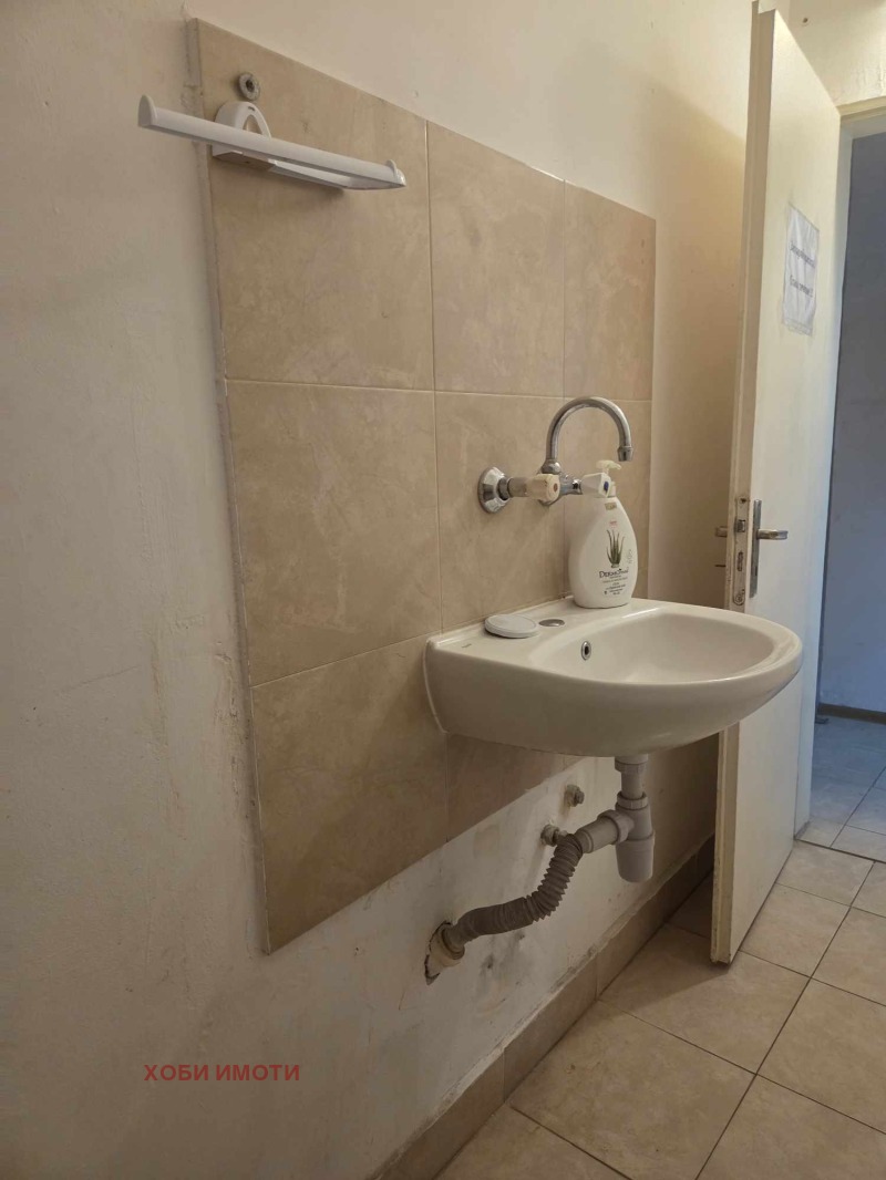 Издаје се  Схоп Пловдив , Центар , 56 м2 | 97920550 - слика [11]