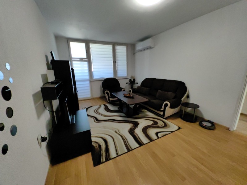 Til leie  2 soverom Sofia , Slatina , 85 kvm | 38654229 - bilde [3]