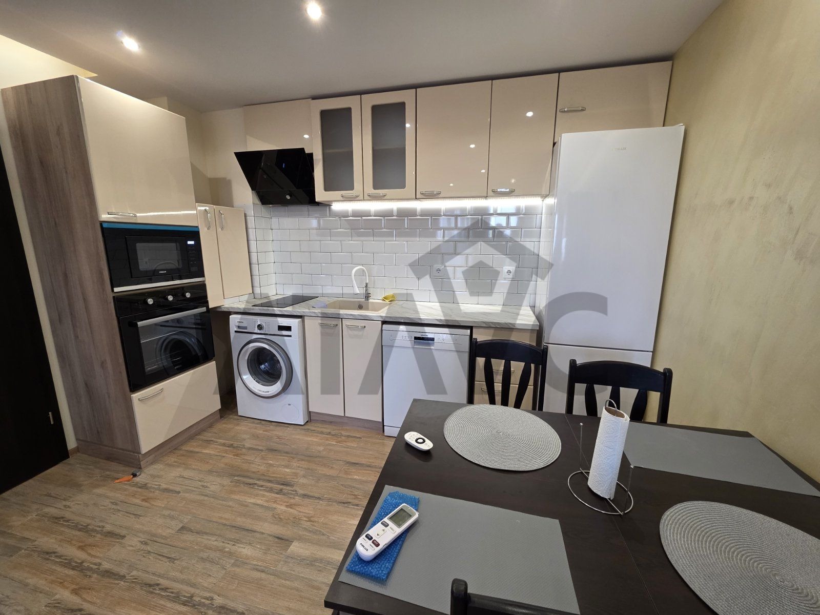 Дава под наем 2-СТАЕН, гр. Пловдив, Христо Смирненски, снимка 4 - Апартаменти - 53995313