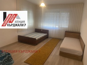 2 спальні Възрожденци, Кърджали 3