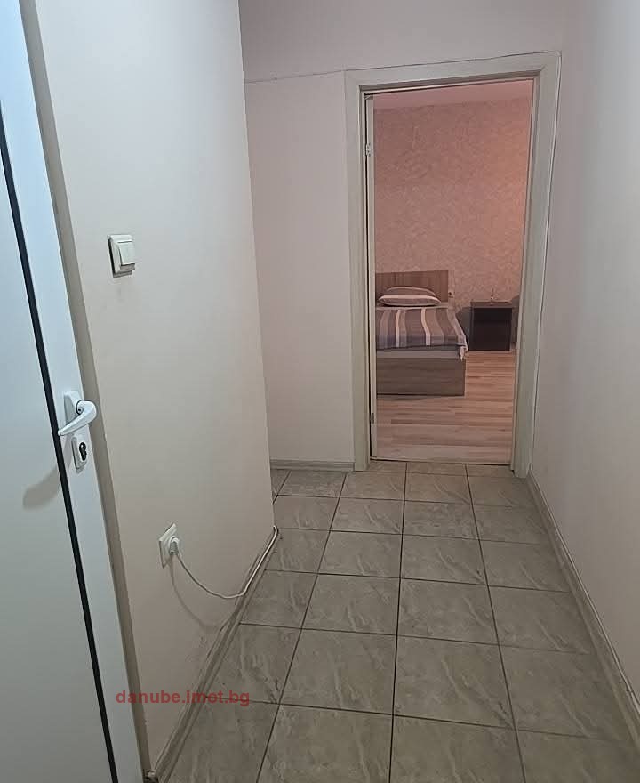 Дава под наем 3-СТАЕН, гр. Русе, Възраждане, снимка 5 - Апартаменти - 56599685