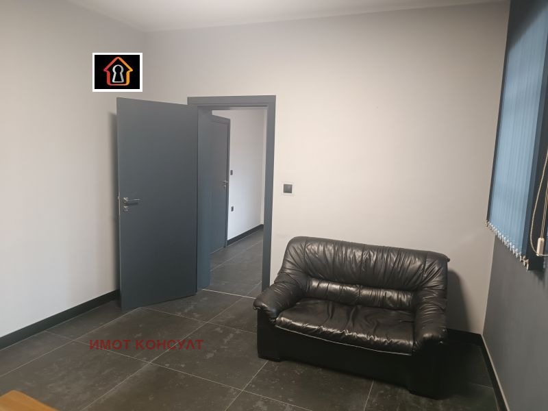 Дава под наем ОФИС, гр. Враца, Център, снимка 2 - Офиси - 54252990