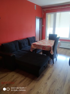 2 bedroom Vazrazhdane, Ruse 3