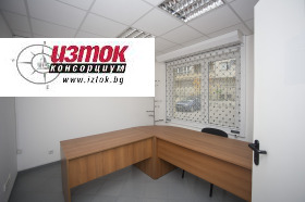 МАГАЗИН, 130 m2