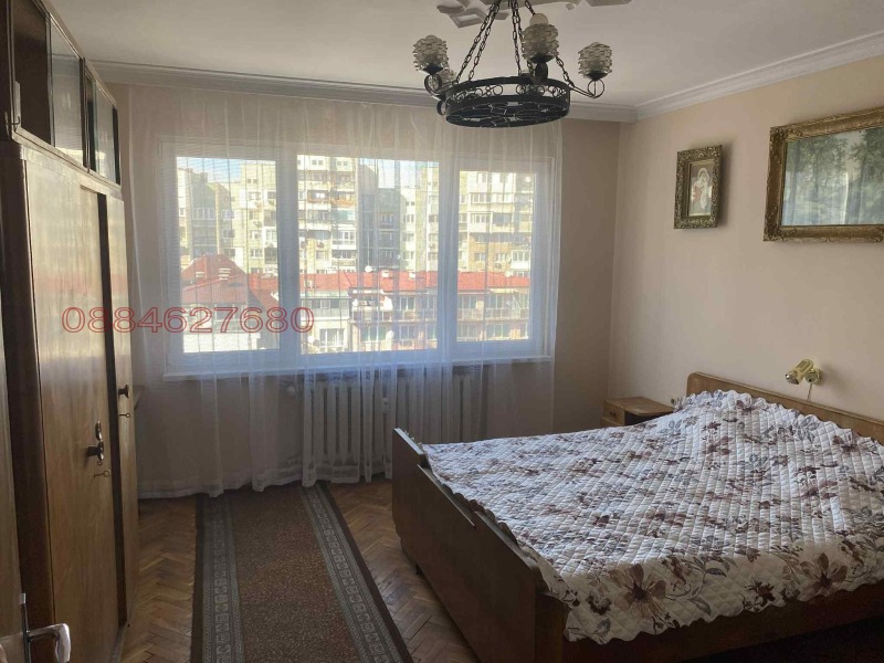 Дава под наем 3-СТАЕН, гр. София, Красно село, снимка 3 - Апартаменти - 52941339