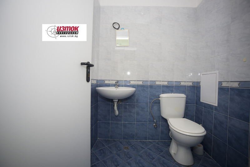 Дава под наем МАГАЗИН, гр. София, Гоце Делчев, снимка 4 - Магазини - 53044097