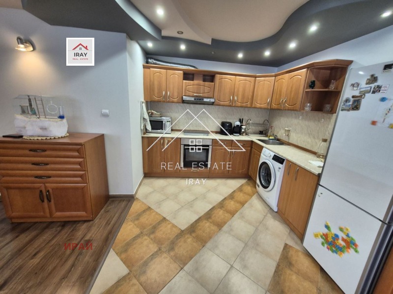 De inchiriat  1 dormitor Stara Zagora , Țentâr , 70 mp | 35898243 - imagine [8]