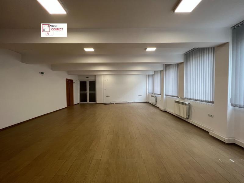 Te huur  Kantoor Sofia , Tsentar , 160 m² | 74312293 - afbeelding [2]