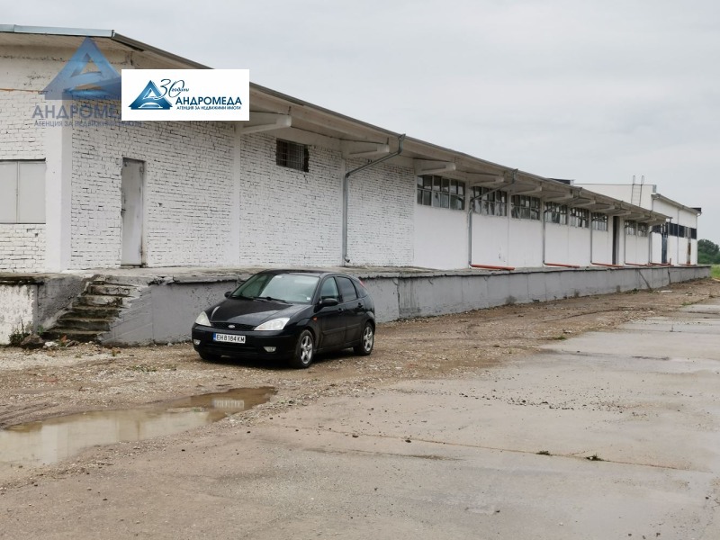 K pronájmu  Úložný prostor Pleven , Industrialna zona - Zapad , 270 m2 | 70675620