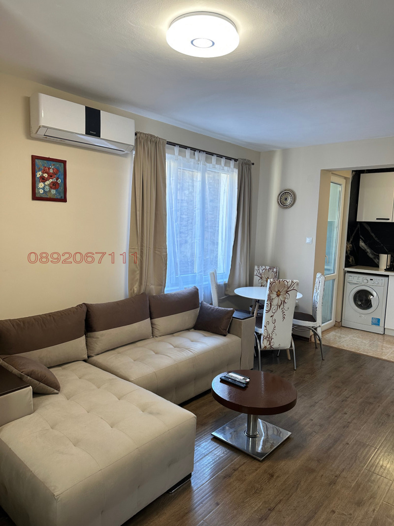 Дава под Наем 1-СТАЕН в град Стара Загора, Център - 45 кв.м / 300 € » 586.75 лв.