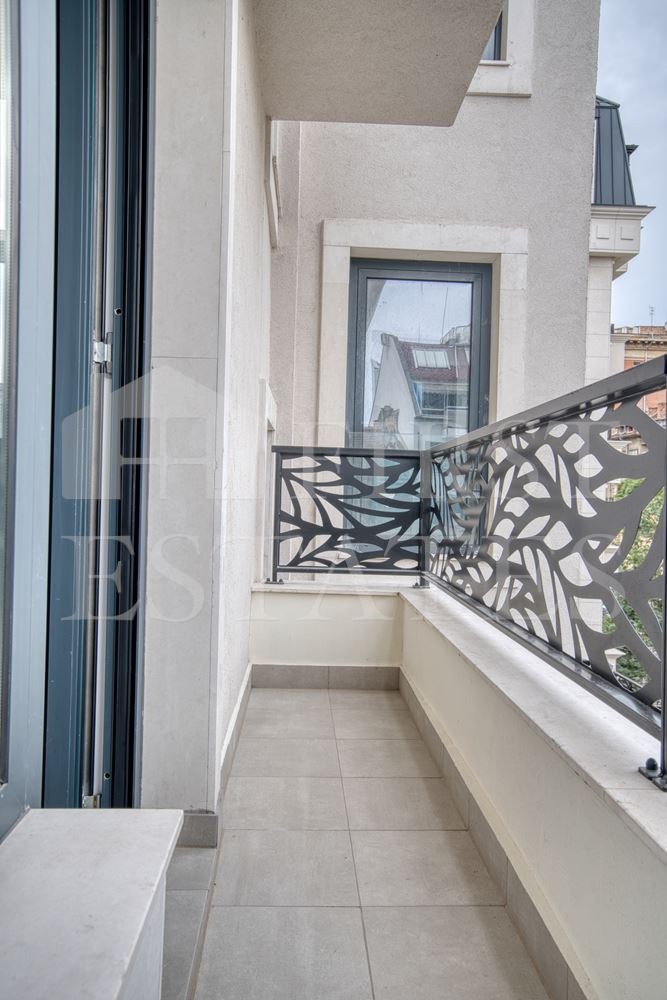 Издаје се  2 спаваће собе Софија , Центар , 96 м2 | 35851576 - слика [12]