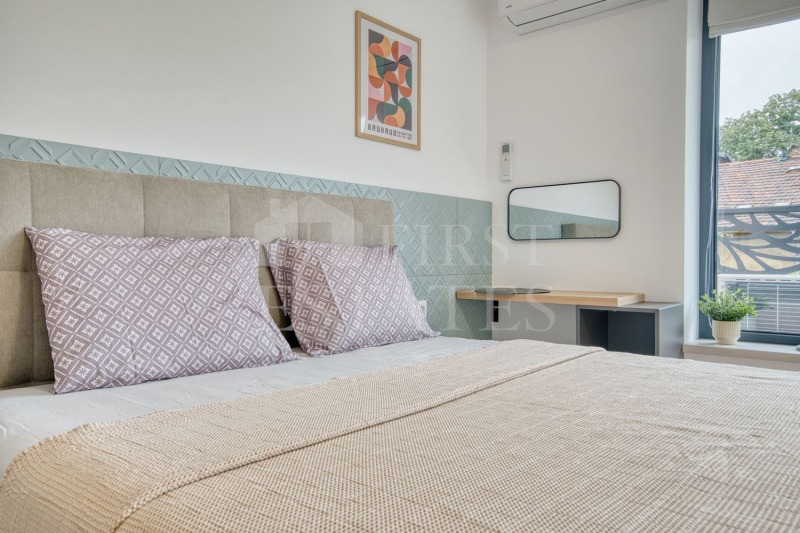 Издаје се  2 спаваће собе Софија , Центар , 96 м2 | 35851576 - слика [9]