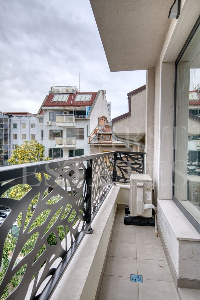 Издаје се  2 спаваће собе Софија , Центар , 96 м2 | 35851576 - слика [15]
