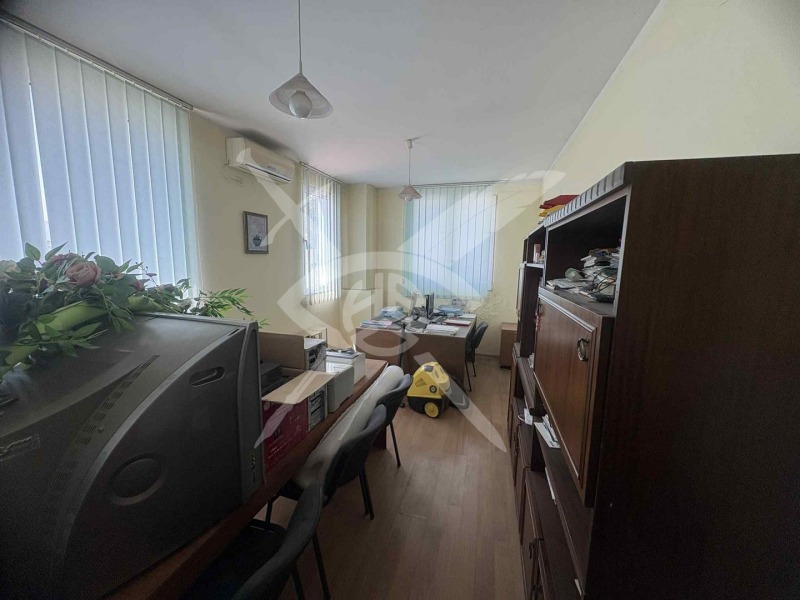Дава под наем  Офис град София , Военна рампа , 470 кв.м | 71679846 - изображение [8]