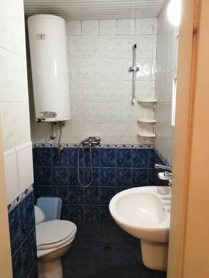 Kiadó  Stúdió Burgas , Vazrazsdane , 42 négyzetméter | 63360818 - kép [6]