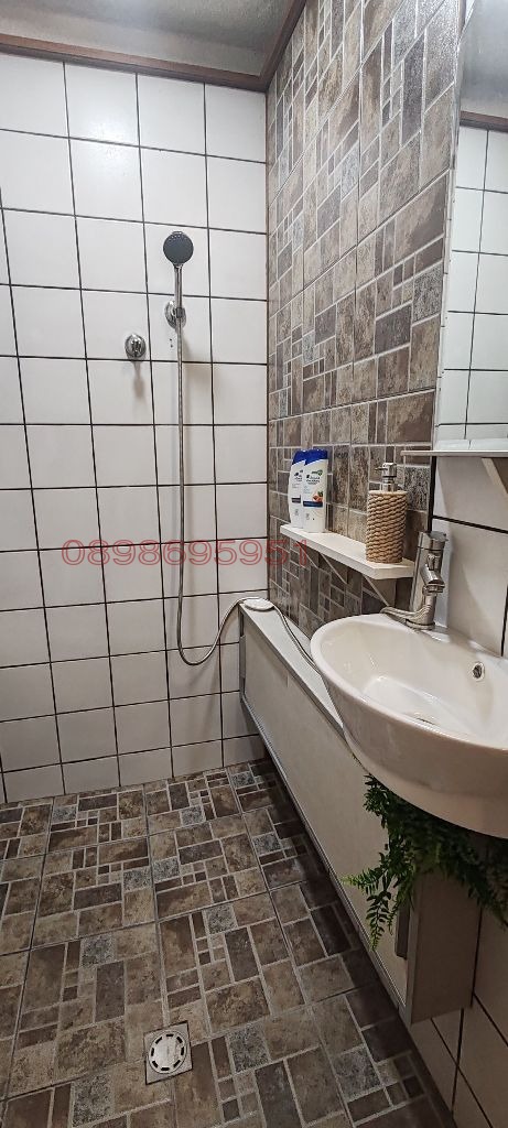 Дава под наем 3-СТАЕН, гр. София, Лозенец, снимка 10 - Апартаменти - 53078737