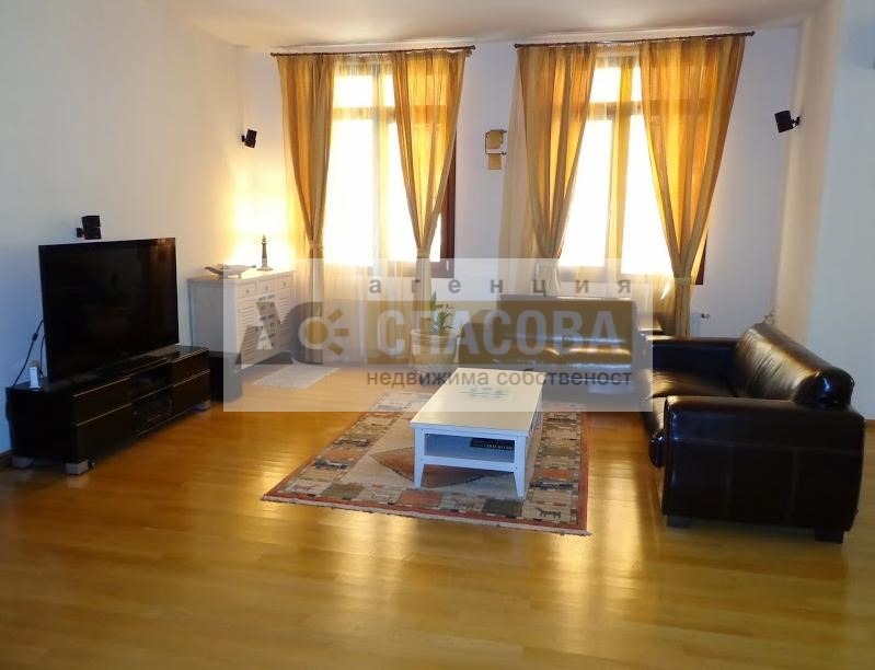 Te huur  3+ slaapkamer Varna , Tsentar , 500 m² | 71982594