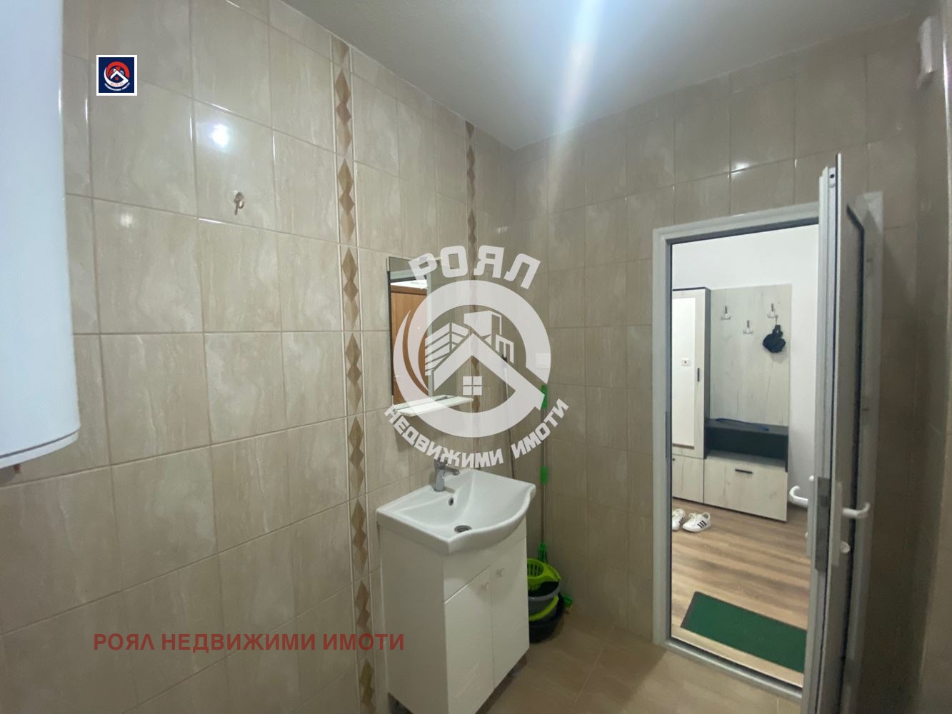 Дава под наем 2-СТАЕН, гр. Пловдив, Кючук Париж, снимка 9 - Апартаменти - 55850777
