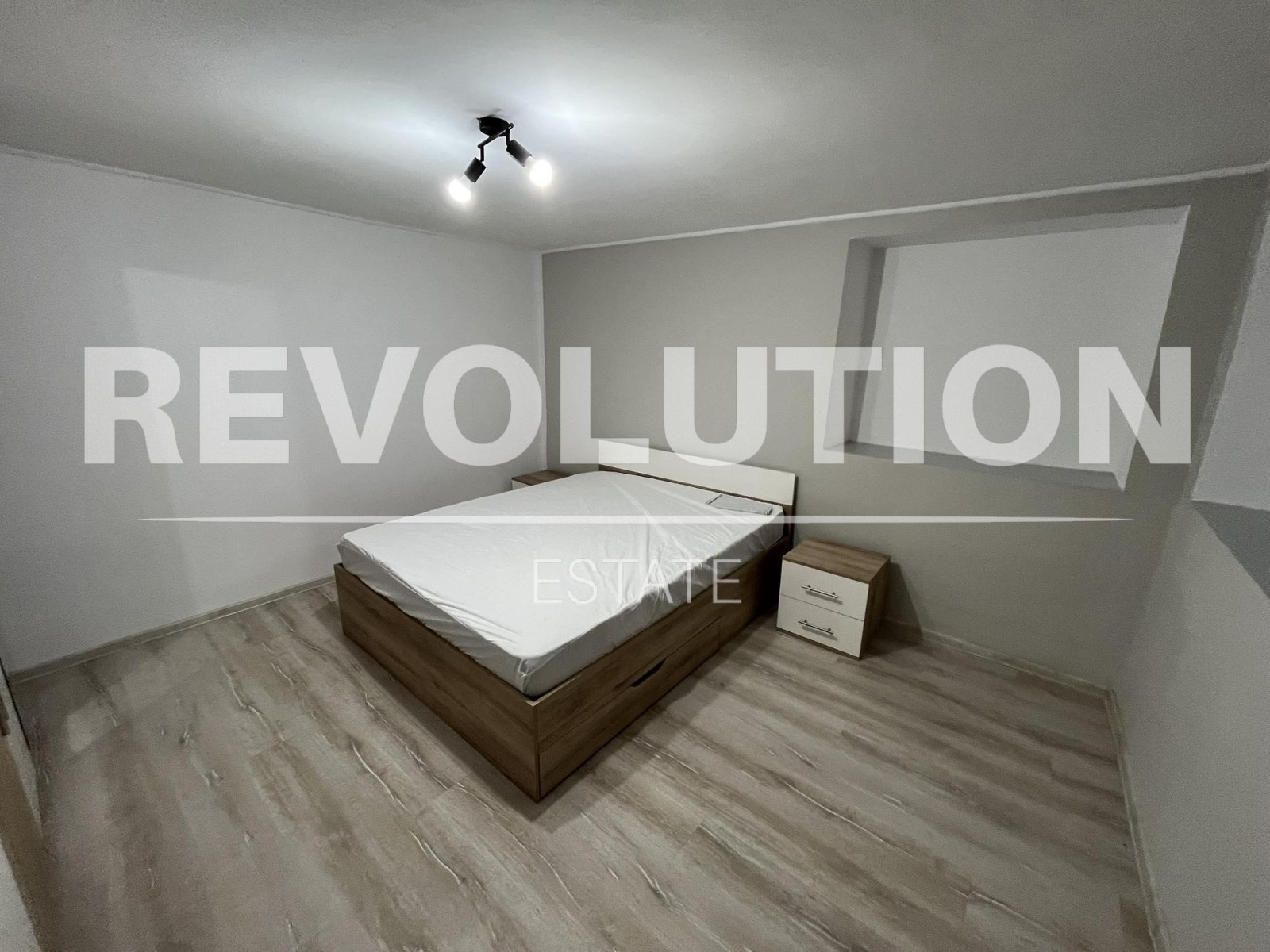 Дава под наем 2-СТАЕН, гр. Варна, Аспарухово, снимка 4 - Апартаменти - 54109882