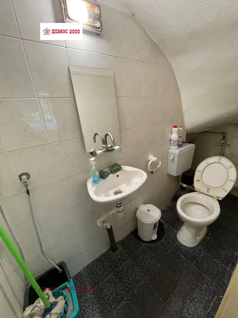 Дава под наем МАГАЗИН, гр. Варна, Завод Дружба, снимка 3 - Магазини - 52667376