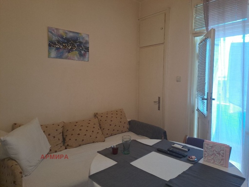 Te huur  Studio Sofia , Tsentar , 43 m² | 32908885 - afbeelding [4]