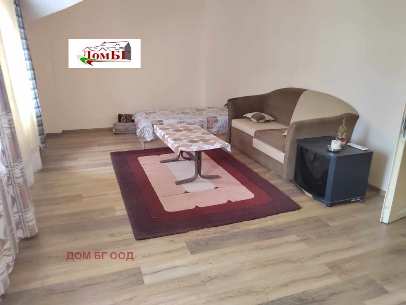 K pronájmu  3 ložnice Varna , Centar , 100 m2 | 56728369 - obraz [3]