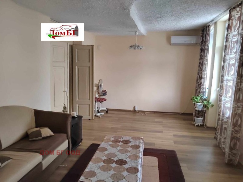 K pronájmu  3 ložnice Varna , Centar , 100 m2 | 56728369 - obraz [4]
