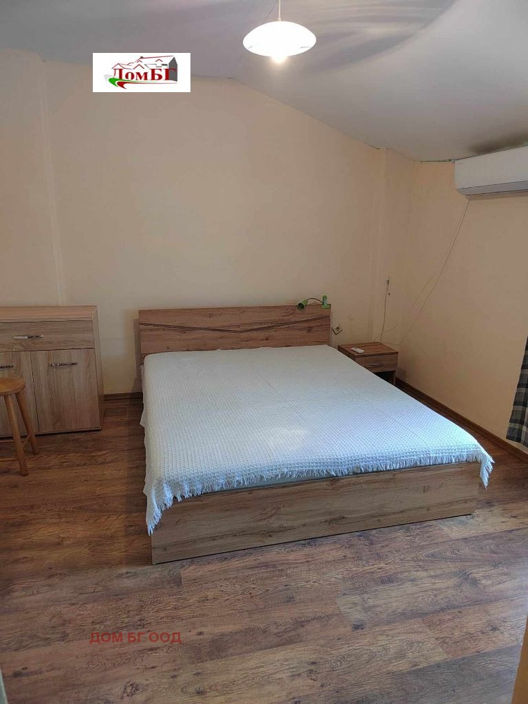 K pronájmu  3 ložnice Varna , Centar , 100 m2 | 56728369