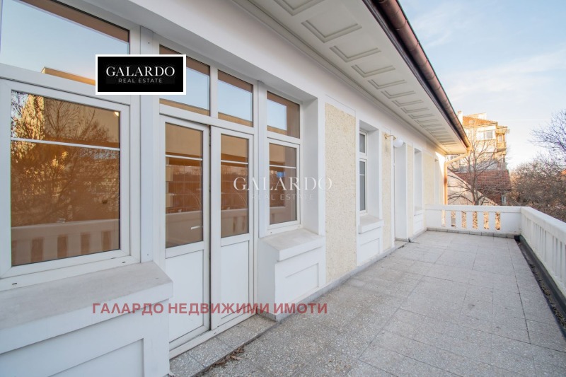 Дава под наем КЪЩА, гр. София, Докторски паметник, снимка 16 - Къщи - 53334442