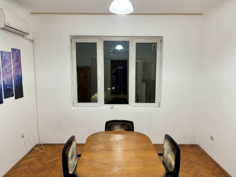 Дава под наем  3-стаен град София , Център , 108 кв.м | 41878689 - изображение [3]