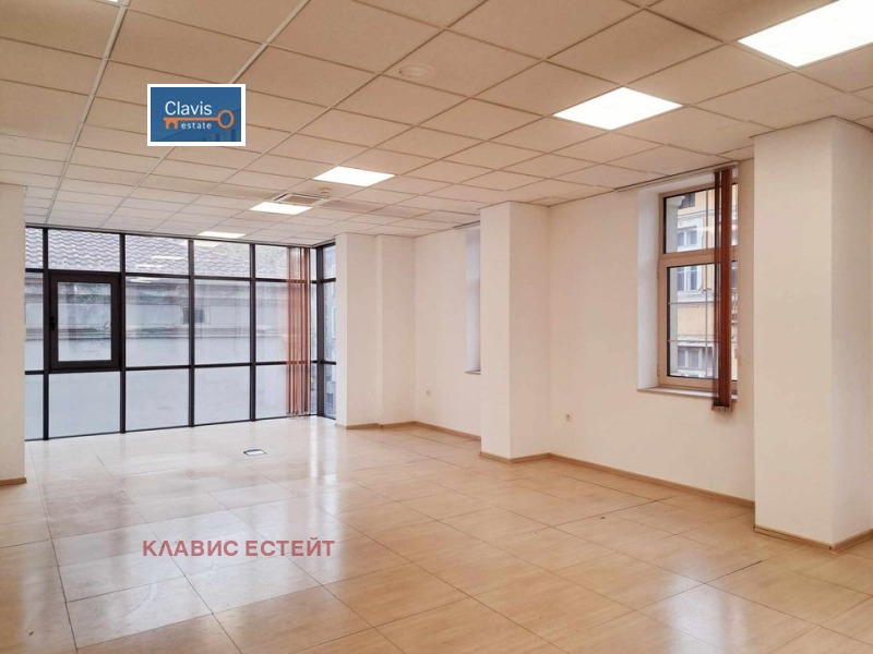 K pronájmu  Kancelář Plovdiv , Centar , 400 m2 | 53409472