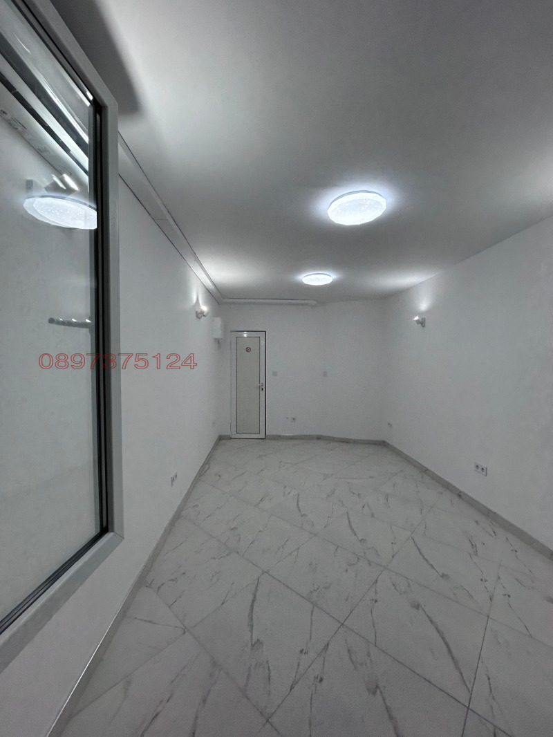 Дава под наем ОФИС, гр. Варна, Бизнес хотел, снимка 4 - Офиси - 53070096