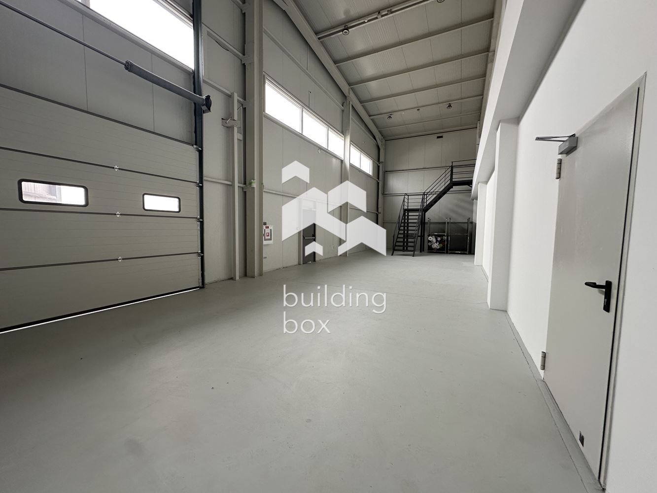 Дава под наем МАГАЗИН, гр. София, Република 2, снимка 9 - Магазини - 54082034