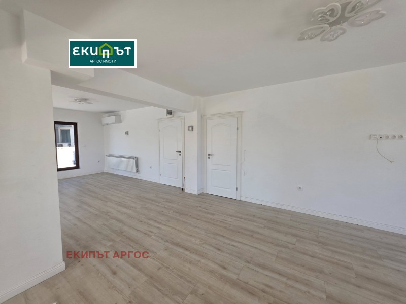 Kiadó  Hivatal Varna , Csajka , 150 négyzetméter | 44545440 - kép [4]
