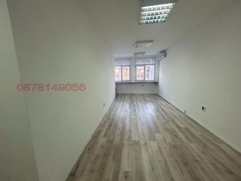 Дава под наем ОФИС, гр. София, Център, снимка 2 - Офиси - 52782526