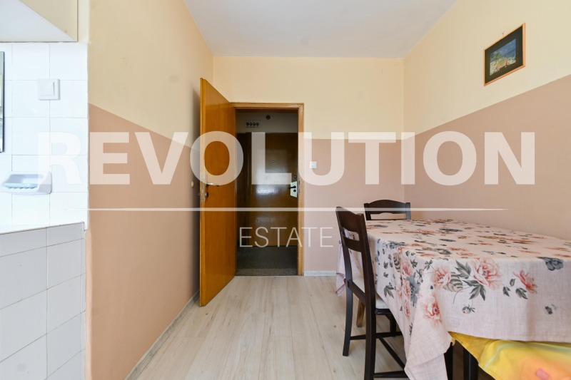 Издаје се  1 спаваћа соба Софија , Центар , 70 м2 | 49682153 - слика [8]