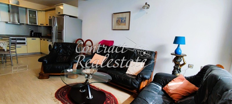 Дава под Наем 3-СТАЕН в град Варна, Операта - 110 кв.м / 700 € » 1 369.08 лв., КОНТРАКТ РИЪЛ ЕСТЕЙТ