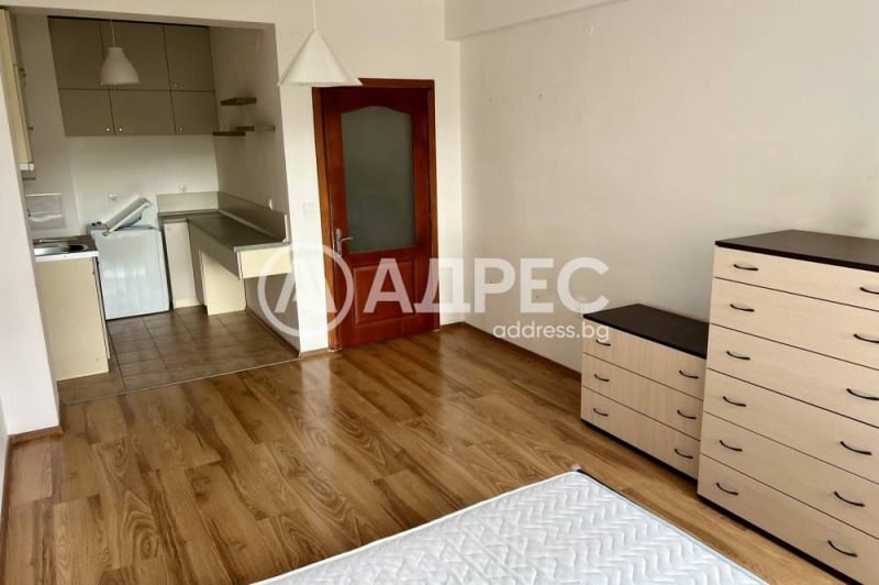 En renta  1 dormitorio Sofia , Dianabad , 69 metros cuadrados | 31745577 - imagen [3]