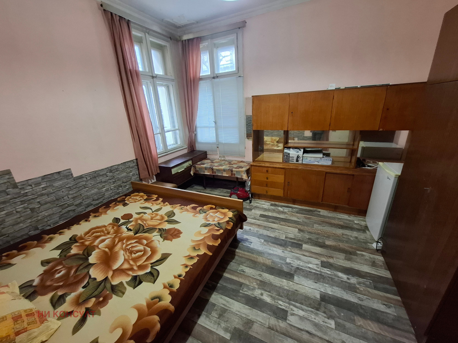 Дава под наем СТАЯ, гр. София, Център, снимка 4 - Стаи под наем - 54503465